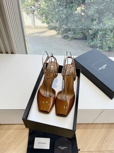 G288顶级品质Saint Laurent 圣罗兰坡跟鱼嘴凉鞋Lee金属钻链条尖头高跟鞋Ysl姐姐的美丽尤物高跟鞋 又是人间圣罗兰 Rose同款的高跟鞋化很好修
