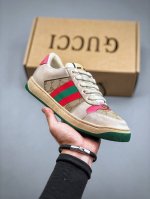 橙子出厂价 Gucci 古驰经典款小脏鞋 运动鞋 休闲鞋板鞋 情侣款 原版开发代购级别版本，金属双G水晶圆柱形标，Gucci原版纹织带。专属擦色牛皮面料，原版毛