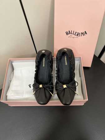 P360Ferragamo 菲拉格慕25Aw早春新品 蝴蝶结平底芭蕾舞鞋 时尚百搭 居家 逛街 旅行必备款 脚就能感受到小羊皮那柔软细腻的触感 鞋子轻盈Q弹，透 - 点击图像关闭