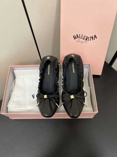 P360Ferragamo 菲拉格慕25Aw早春新品 蝴蝶结平底芭蕾舞鞋 时尚百搭 居家 逛街 旅行必备款 脚就能感受到小羊皮那柔软细腻的触感 鞋子轻盈Q弹，透