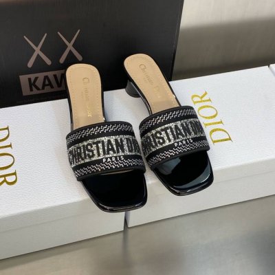 升级版 工厂p价p平底 粗跟 迪奥 Dior Dway 春夏新款一字拖拼色烫钻女鞋 Cd字母Logo立体刺绣平底凉鞋 圆头粗跟果冻色圆柱跟拖鞋 市面顶级版本 材