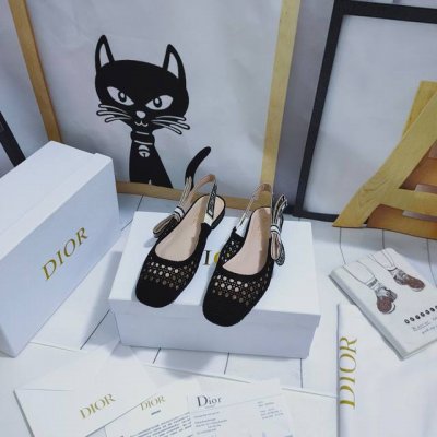 出厂价皮底 ，胶 平跟 1.5cm J'ADIOR 迪奥 DIOR&MOI 春夏最新Slingback标志性系列. 顶级代购版本 镂空网面藤格纹立体刺绣图案露跟