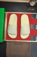 出厂价p Botteg Venetta Bv 拖鞋 独家新款 官网新款 鞋面以上乘的顶级制作 细腻的手感 流淌奢华的质感 为精致男士量身制作 铸就高贵气场 细致