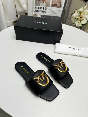 PINKO 新款 面料 牛皮 内里 羊皮，码数 35-42 出厂价 真皮底160