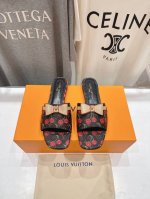 高版本出厂 Louis Vuitton Ss25 New Arrival Lv驴牌春夏新品系列平底拖鞋 简约精致 高级感满满 尽显优雅气质 上脚超好看 拉满了夏
