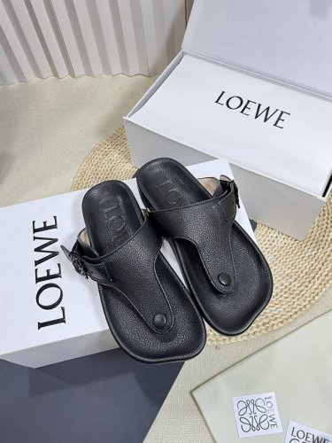 出厂 男+10 情侣款 罗意威 Loewe开春新款 凉拖鞋 Ease三连花瓣头 全皮包裹博肯鞋 羊皮材质 舒适度极高 非常具有辨识度 美貌与实用并存舒适而不单调