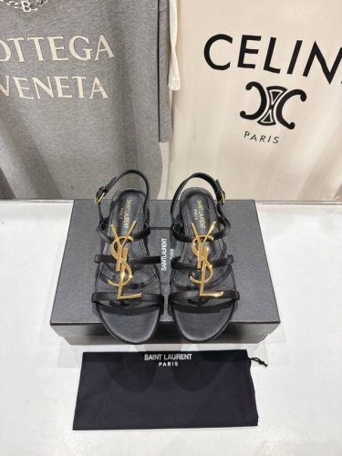 高版本出厂 Saint Laurent*～圣罗兰Ysl 25Ss夏季全新走秀款平底凉鞋 全新鞋型 唯有Ysl最懂女人心，不接受反驳，超级无敌女人味神器，女人必备