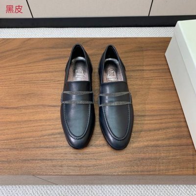 Brunell* Cucinell* 新款乐福鞋 鞋面采用进口牛绒和牛皮 纯手工串联珠链配饰 羊皮内里及垫脚 定制真皮大底 码数 36-41 41定制不退换 批