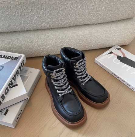 顶级品质 Bottega Veneta ss24 new arrival～ Bv 2024秋冬新款｜编织系带厚底马丁靴 葆蝶家Bottega Veneta BV - 点击图像关闭