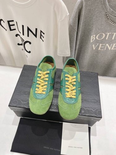 高版本出厂 Dries Van Noten 情侣款#Dvn德训鞋阿甘鞋复古休闲鞋，最近的爆款 很多明星私服穿搭 简约的设计既复古又简约 皮料选用进口牛皮 整个版