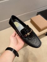 实价 品牌范思哲 官网新款巴黎时装周走秀款 惊世骇俗 范思哲不一样的感觉 自然不失高雅 [爱情] 鞋面采用头层进口原版牛皮 头层永不掉色羊皮内里 穿着透气舒服
