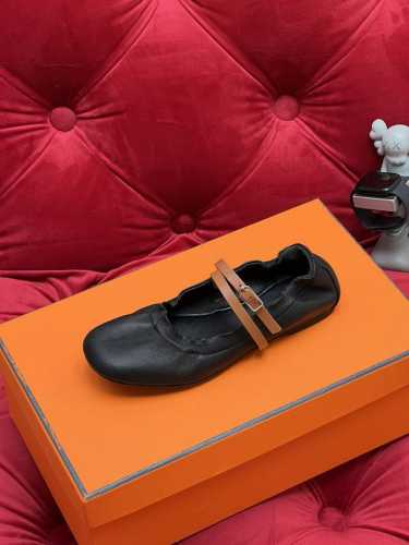 独家实拍 顶级版本 Hermes Ss24 New Arrival～ H家2024秋季｜芭蕾舞鞋新品 主打一个好穿舒适，质感高级感拉满 鞋面：进口小羊皮 内里：