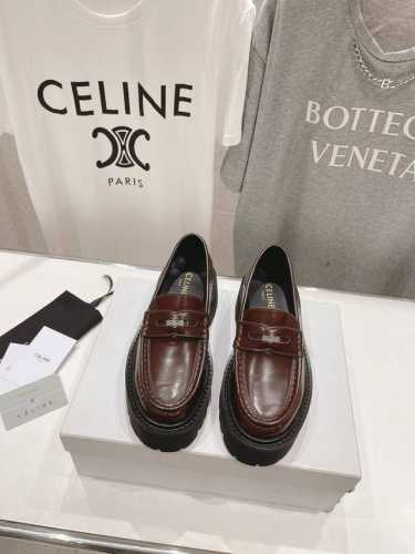 高版本出厂420 Celine*赛琳Ss新款厚底乐福鞋、专柜正品购入开发、五金扣设计极具品牌辨识度 鞋面开边珠牛皮 内里山羊皮 原版组合大底 跟高4.5Cm 码