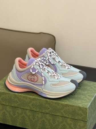 顶级版本 Gucci fw23 new arrival～ gucci run 情侣款跑鞋新品 鞋型的线条感以及不同材质和颜色的配搭，简直可以登上年度跑鞋top3 - 点击图像关闭