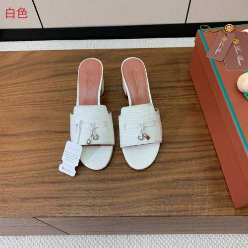 Loro Piana 石头纹中跟拖鞋。鞋面石头纹牛皮，羊皮内里及垫脚。真皮中底，真皮包跟。进口真皮大底。跟高8cm码数：34-42 34、40、41、42定制不