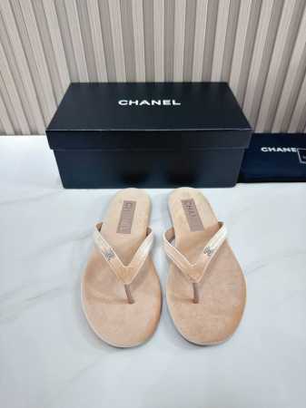 出厂 Chanel 2024春季凉鞋、单鞋最新款 欧洲代购&香奶奶家新款时尚最新版面 散发持久魅力的小香靴鞋～原版开发支持市场任意对比所谓线条流畅自然 做到恢复 - 点击图像关闭