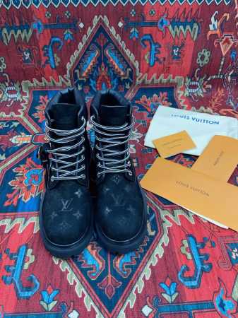 代购级别顶级品质 Louis Vuitton x Timberland联名 Via Instagram Lv 24ss 早秋 添柏岚 大黄靴 今年 1月 LV - 点击图像关闭