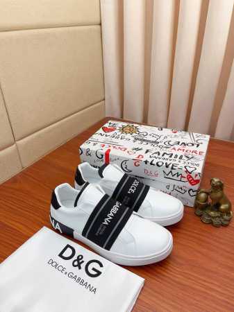 实价： Dolce＆Gabbana Dg 原版进口头层牛皮羊皮内里，上脚轻便、舒适 、百搭、原版特供大底深受潮流男士的青睐欢迎对比品质精致奢华，超a级别！版型对 - 点击图像关闭