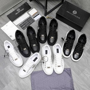 商品商标：Philipp Plein 菲利普-普莱茵 休闲鞋 正码码数: 39-45 38订做不退換 商品材料：精选优质牛皮鞋面 金属Logo装饰 皮内里 橡胶