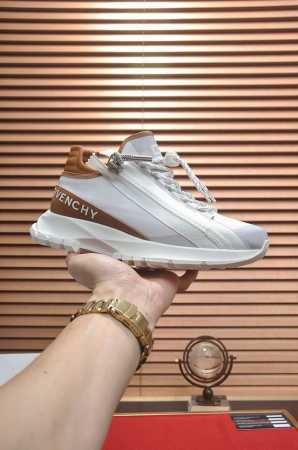 GIVENCHY.纪梵希 专柜同步发售鞋面：意大利进口品牌logo印花布匹 尽显奢华，透气猪皮内里加上双层组合，脚感舒适，鞋底：原厂特供气垫大底，轻便，舒适，随 - 点击图像关闭