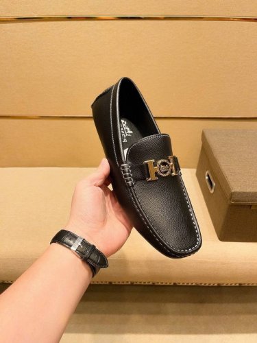 实价 爱马仕 官方旗舰店男士四季休闲商务豆豆鞋 最新元素潮爆全球 官网火爆热卖 原版版本 专柜一比一 鞋面意大利进口原版头层荔枝纹牛皮 原版防滑大底 舒适透气吸