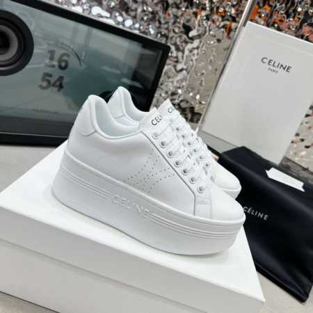 冲量价: Celin*]New厚底运动鞋热爱运动的你怎么少得了Celine的运动鞋呢经典的纯色风格，加入了撞色元素，简约时髦，看上去就很有高级感，让你一眼就爱上 - 点击图像关闭