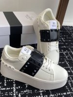 代购级 Valentino 经典升级 厚底 绑带运动鞋、休闲鞋 男士女士真皮板鞋华伦天奴运动板鞋简直太棒了 时尚潮流炫酷+经典复古，情侣款最新时尚运动鞋系列都有