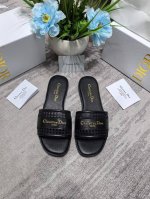 橙子出厂价p dior 迪奥春夏新款 镂空平底拖鞋 一字拖 休闲凉拖 码数 34-42