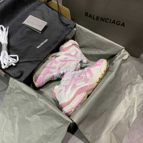 P590 顶级版本巴黎世家 Balengiacige Runner老爹鞋 粉白女款尺码：35-40码
