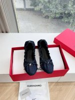 所见即所得G006代购级 原版一比一复刻顶级Ferragamo菲拉格慕女士新版Vara铭牌芭蕾舞平底鞋上脚果然更惊艳~蝴蝶结芭蕾鞋，集美感与于一体的平底鞋，非常