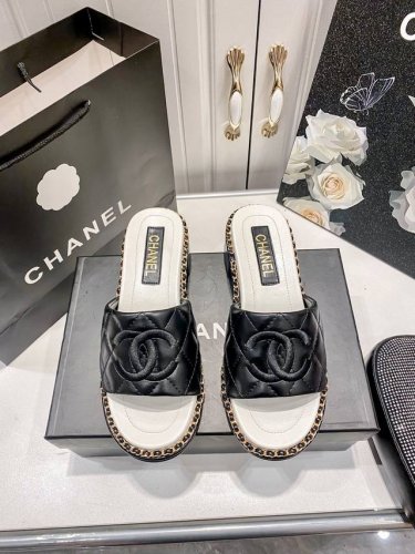 橙子出厂价p chanel 香奈儿 春夏新款 链条粗跟拖鞋 菱格高跟凉拖 码数 35-41
