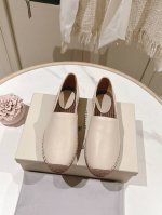 出厂价：单鞋 拖鞋 非常跑量 brunello cucinelli渔夫鞋BC经典渔夫鞋，励精图治，终于可以完美呈现给各位。制作工艺相当麻烦，一个就是手工缝制，需