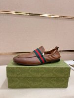 工厂P价 新款踩跟单鞋 古奇 鞋面进口头层牛皮 官网1:1面料，内里进口水染牛皮内里 。原版大底开模，每一位男士的身份衬托，上脚大气稳重高端定制专柜原版复刻不管