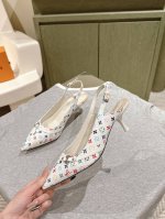 路易威登 225 LV Cruise女鞋 早春新款绝美尖头小跟鞋这一季太让人惊喜了，时尚界久违的极简之美，多巴胺配色毫不费力的优雅风来袭时髦精致绝美穿上就是仙飘