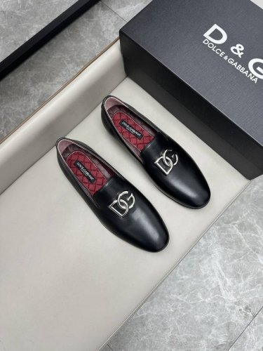 dolce & Gabbana 杜嘉班纳标牌商务小皮鞋，进口小牛皮面料，水染小牛皮内里，原版真皮大底，码数：39-44， 38，45，46定做