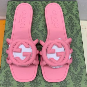 橙子出厂价p gucci 古驰春夏新款 沙滩果冻鞋 镂空拖鞋 凉拖 原版开模经典双G鞋面 原版开模橡胶注塑一体成型 双层组合大底 码数 35-42