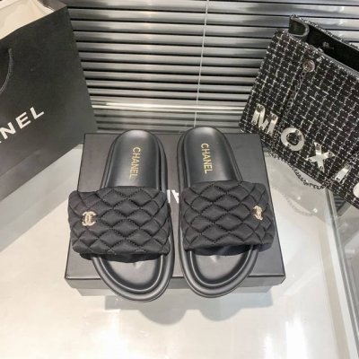 橙子出厂价p chanel 香奈儿春夏新款 菱格魔术贴拖鞋 厚底凉拖 情侣款 官网主推款 高级感十足 国内外博主刷爆的一款 复古又时髦 上脚美炸了 鞋面 高定制