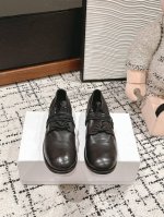 顶级品质 GUIDI 992系列 BACK ZIP LEATHER BOOTS 全手工工艺，水洗马皮 纯手工打造， 独特水染工艺，原版1:1复刻顶级版本！ 原版