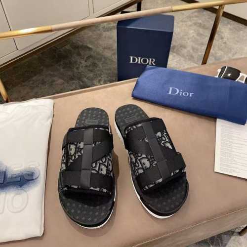 出厂价 ，Dior迪奥高板本拖鞋，新品代购级别品质国外专柜爆款厚底凉鞋 鞋面内里：原版定制特殊电绣材料，鞋底：原版开模1.1发泡底 轻便 码数37-47 配