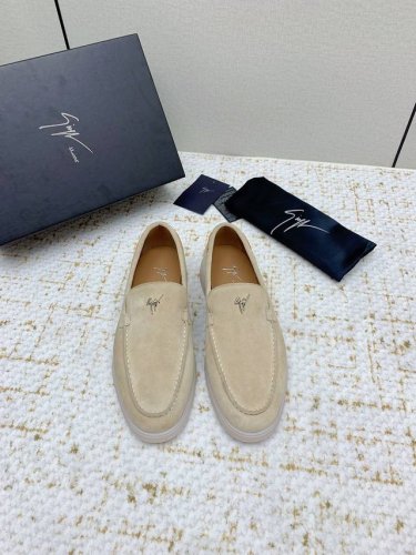 出厂 高版本 Giuseppe Zanotti朱塞佩萨诺第25最新简约休闲系列 一脚蹬休闲平底鞋乐福鞋男款 原版购入开发 做货 这款Giuseppe Zanot