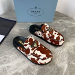 p家最新款 面 进口马毛 里 牛皮内里 底 原版开模花纹防滑底 标志性三角标 原版包装 size:35-41