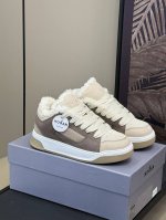 hogan fw 24 new arrival～ 霍根24秋冬 面包款毛毛鞋，超轻超轻的 小牛皮鞋面，内里皮毛一体、过冬绝绝子单品！时髦舒适；不容错过呀 siz