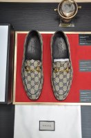 出厂价P 意大利顶级奢侈男鞋巨头 Gucci 古奇 全牛皮内里 新款报到原汁原味的欧式风格 赏心悦目为了让鞋子更加耐用不变形制作继续沿用传统做法 但仍然不乏创新