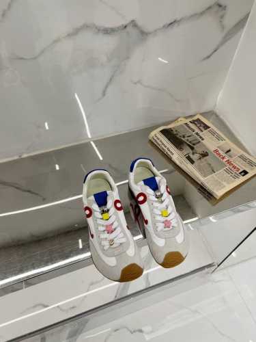 高版本 ‘’ Loewe 2025 ss 2.0复古运动鞋2.0升级了穿感更加舒适 DIY鞋带配件更有趣味、品质依旧、区别市面抢出版本、自购原版独立开发、鞋面采