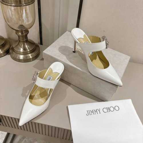 JIMMY CHOO 吉米周 D扣水钻款，周先生的又一新作，进口水钻修饰， 大方高贵！ 是一个非常全面之尊贵时尚生活品牌， 香港,美国等大时尚博主及明星的～～～