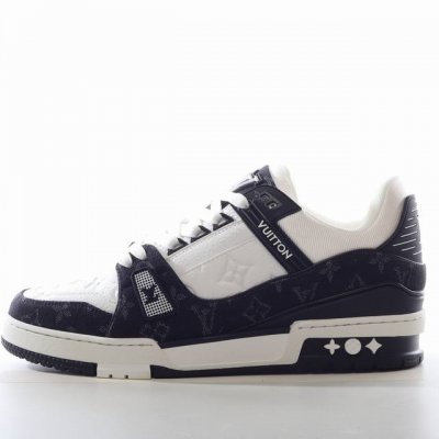 橙子出厂价p louis Vuitton 路易威登 Lv Trainer 情侣款运动鞋板鞋 休闲复古篮球鞋 从复古篮球鞋汲取灵感 打造备受青睐的 Lv Trai