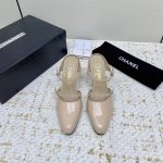 出厂 高版本 小香家25Ss 最新款坡跟拖鞋 意大利正品包装 打造透明水晶坡跟拖鞋 多色选！ 鞋面：进口小羊皮 内里：进口小羊皮 鞋底：意大利真皮底 Size：