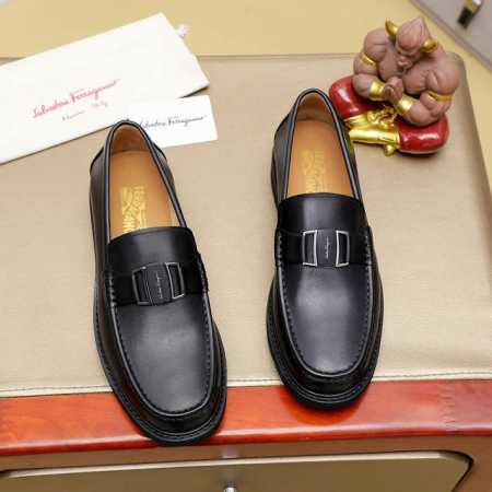 工厂价 Ferragamo 菲拉格慕顶级男士商务皮鞋官网原版复制，鞋面采用进口官网1:1材料制作意大利进口牛皮进口牛皮内里。绝非一般的工艺制造，明星御用款！大厂 - 点击图像关闭