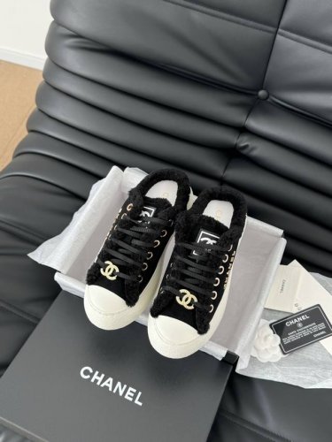 Chanel 24P新款大头饼干鞋 原版开发顶级版本 鞋面正品一致 内里羊皮 TPU大底 非普通版本橡胶大底 Size:35-39 其他码数定做