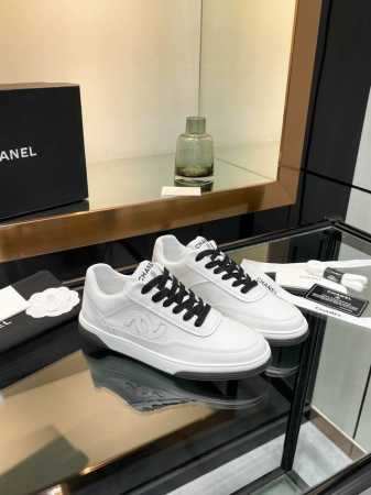 chanel香奈儿24Sf最新款 全皮 熊猫配色 小白鞋 休闲 运动鞋 滑板鞋 原版购入开发 做货 小香 C家 专柜又一超级大爆款，网红博主小姐姐们的挚爱，社交 - 点击图像关闭
